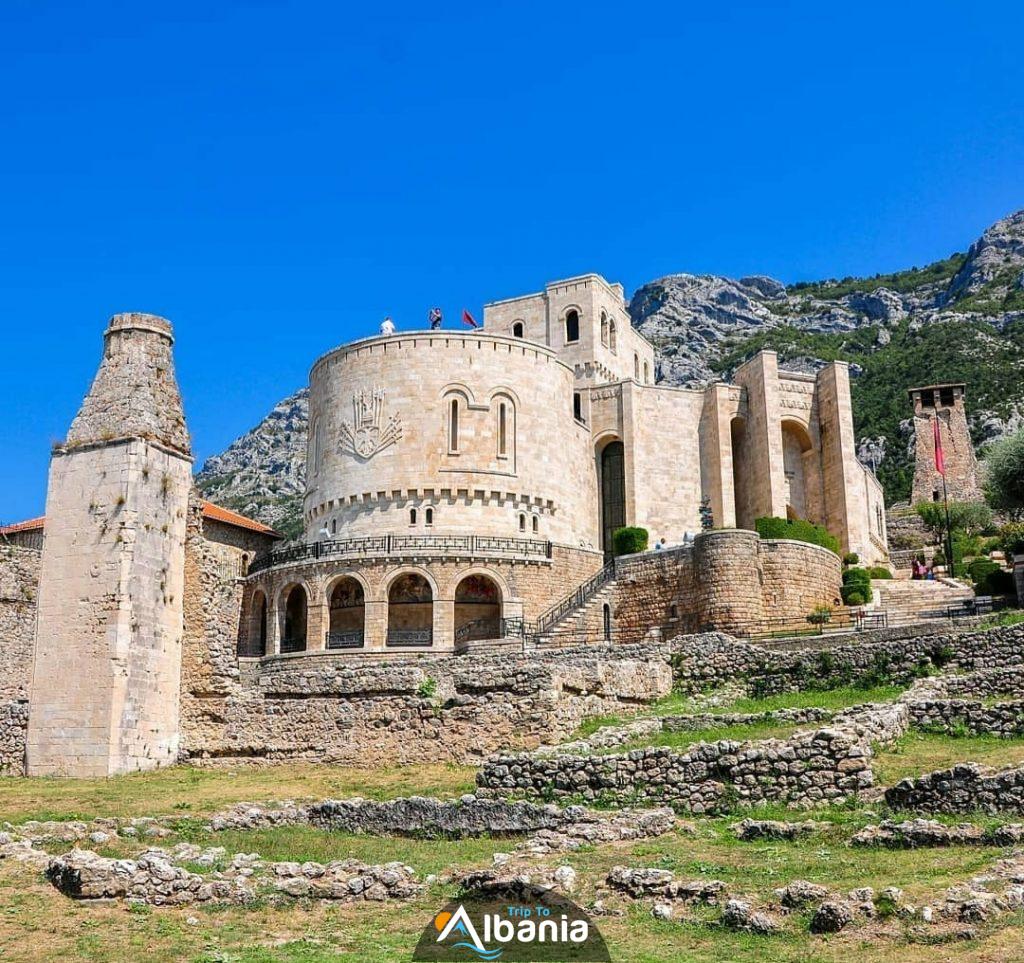 Krujë, Albania