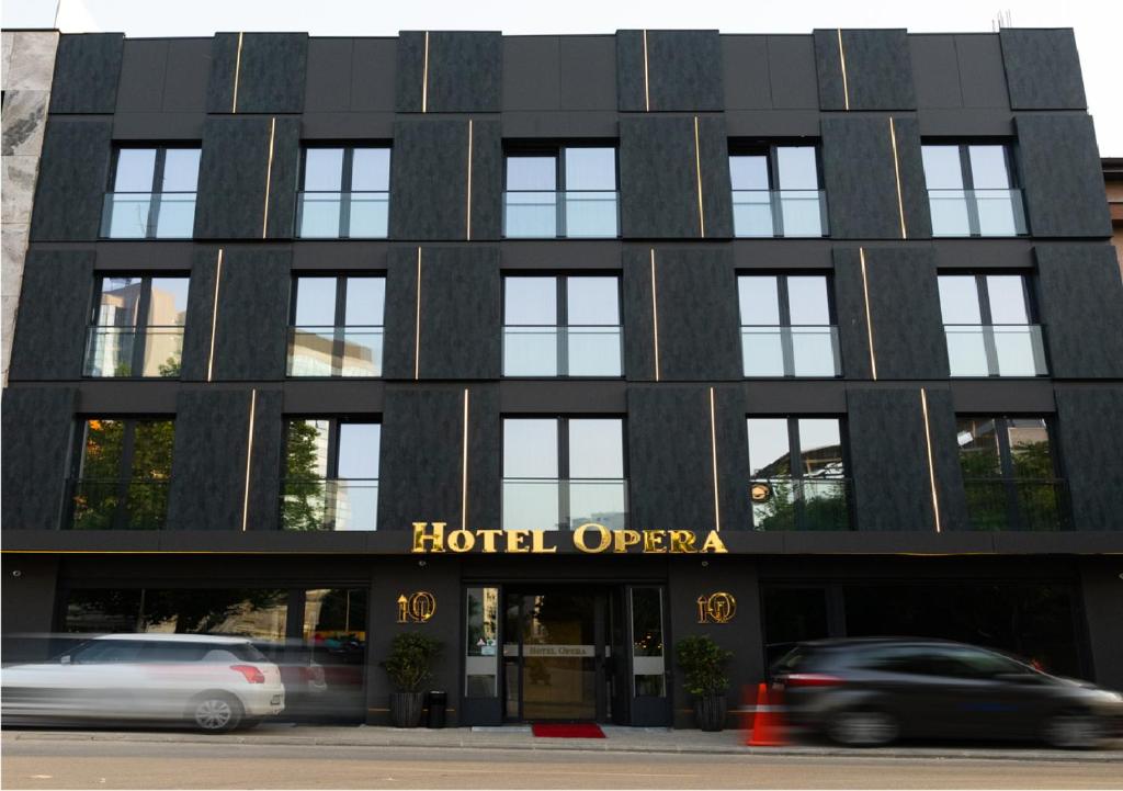 Opera Hotel ⭐⭐⭐⭐